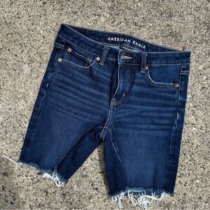 American Eagle Skinny Bermuda Dream Short 6 EUC